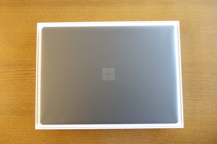 Surface Laptop 3 の画像